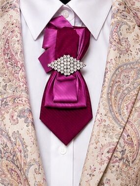 OOAK Necktie Necklace Variegated Pink with Rhinestone Brooch Adj Silver Chain